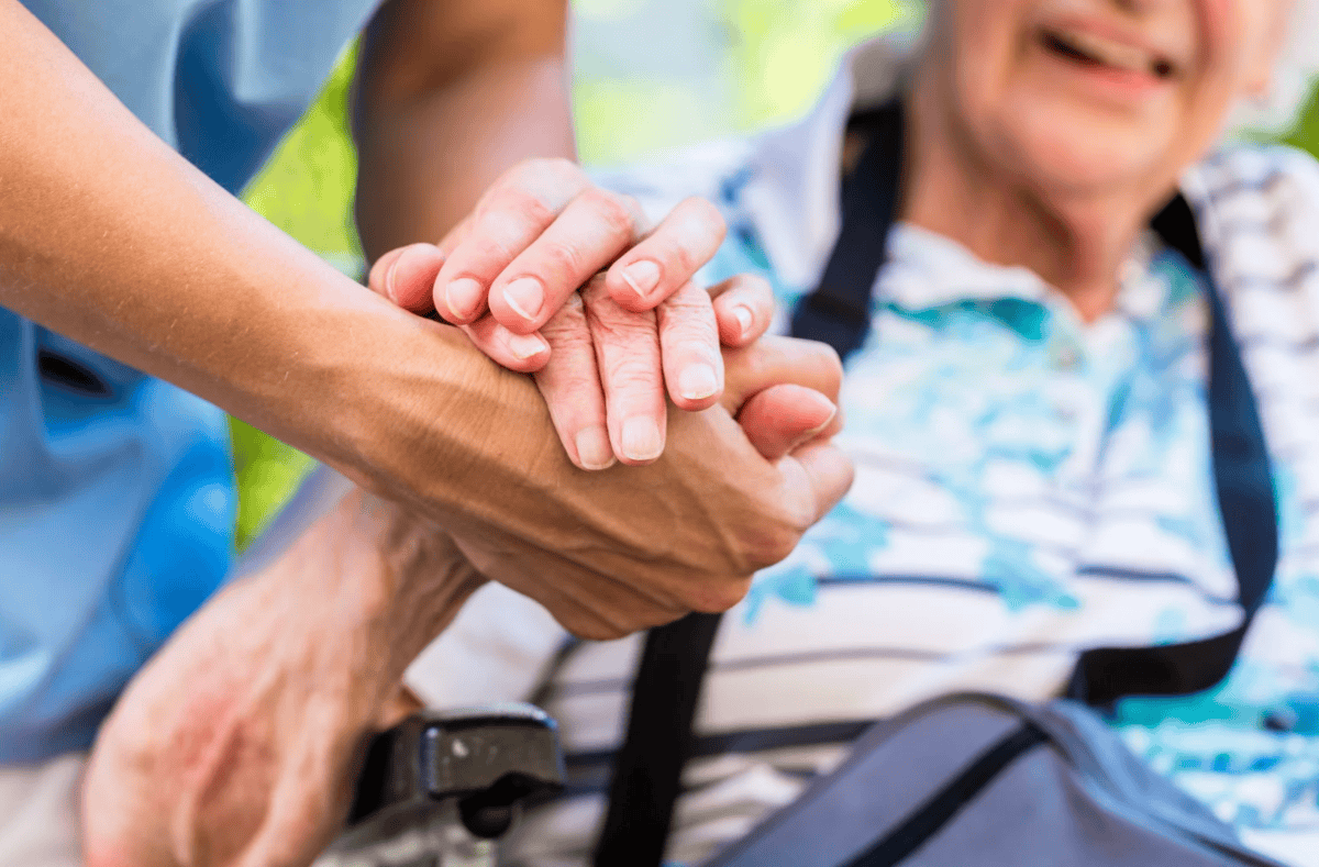 How to Ensure the Safety and Wellbeing of Seniors: A Guide