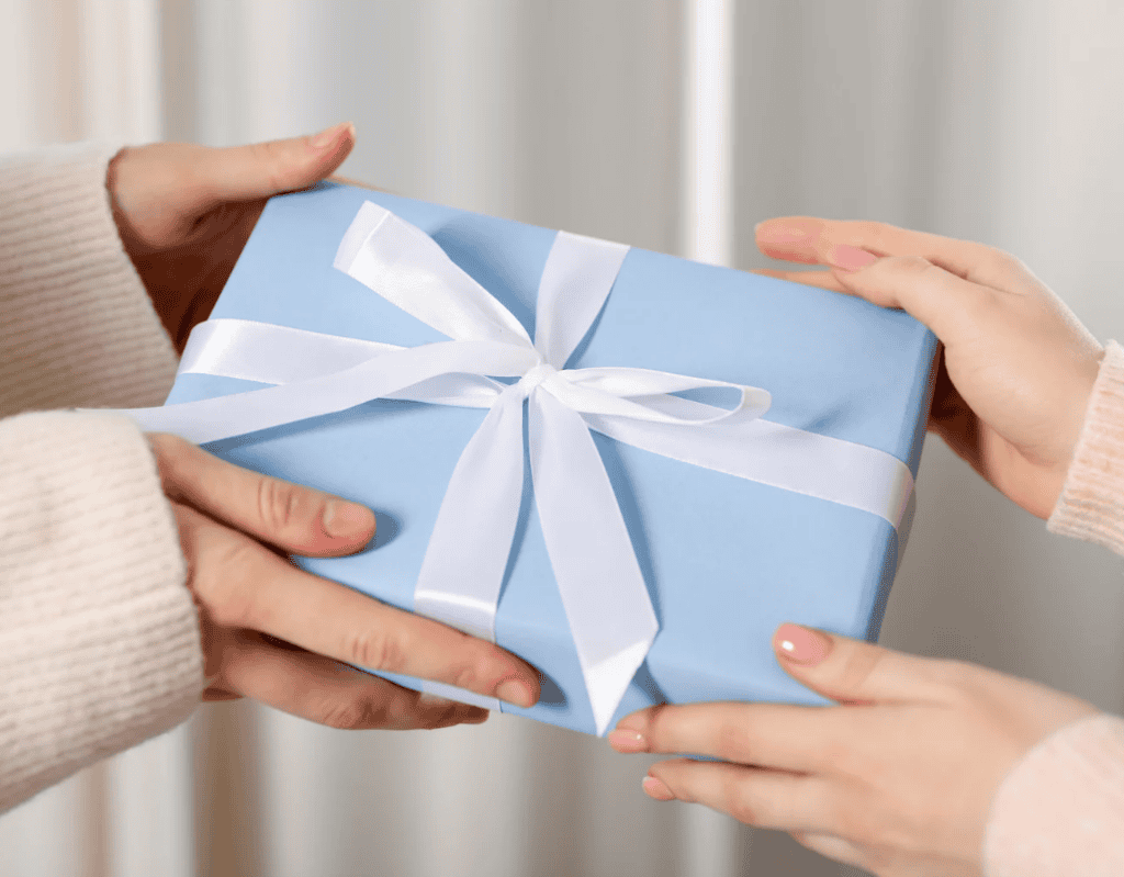 symbolic gestures in love